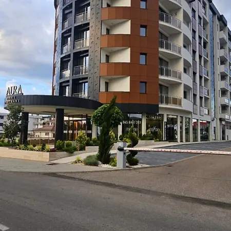 Aparthotel Aura