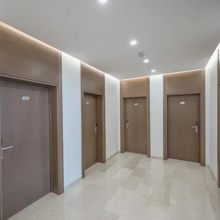 Aura Aparthotel Loznica