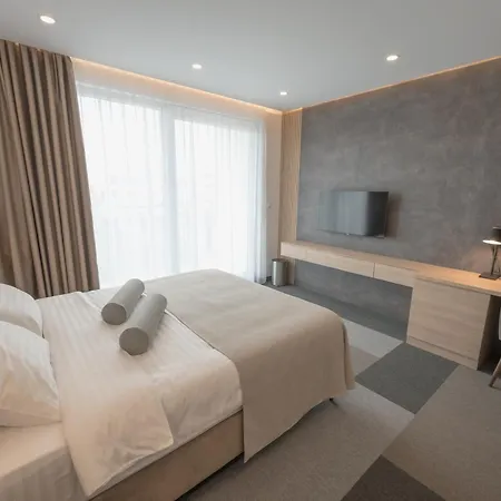 Aparthotel Aura