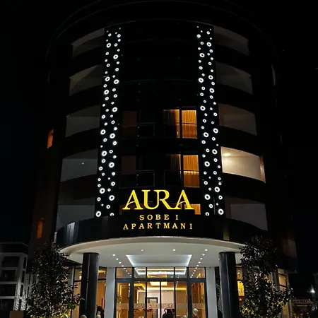 Aura Aparthotel *