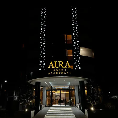 Aura *