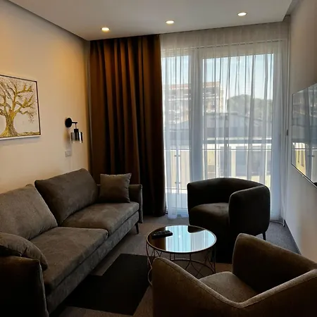 Aparthotel Aura Loznica