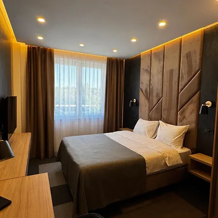 Apartmanhotel Aura 3*