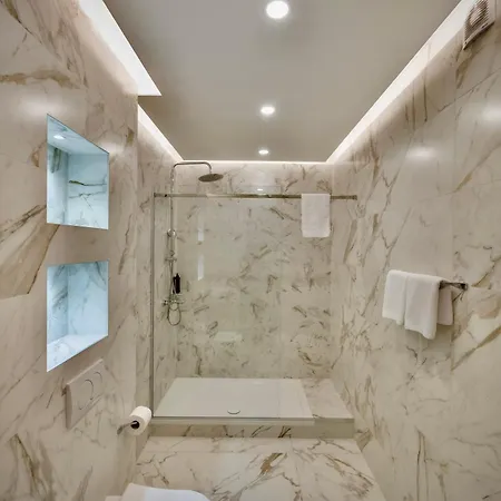 Apartmanhotel Aura 3*